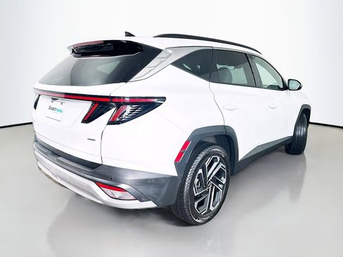 Used 2025 Hyundai Tucson Limited image 7