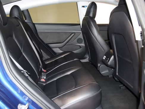 Used 2021 Tesla Model 3 Standard Range Plus RWD image 45