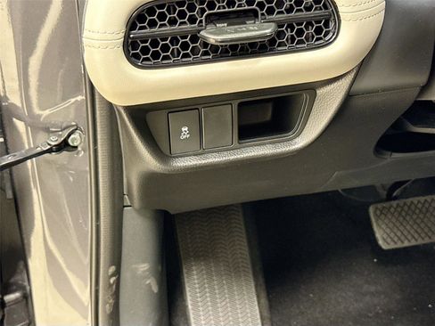 New 2027 Honda HR-V LX image 10
