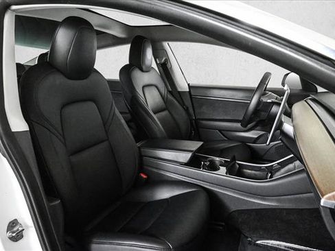 Used 2020 Tesla Model 3 Long Range image 22