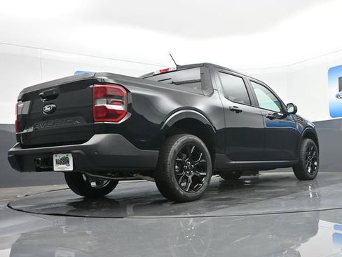 New 2025 Ford Maverick Lariat w/ Black Appearance Package image 20