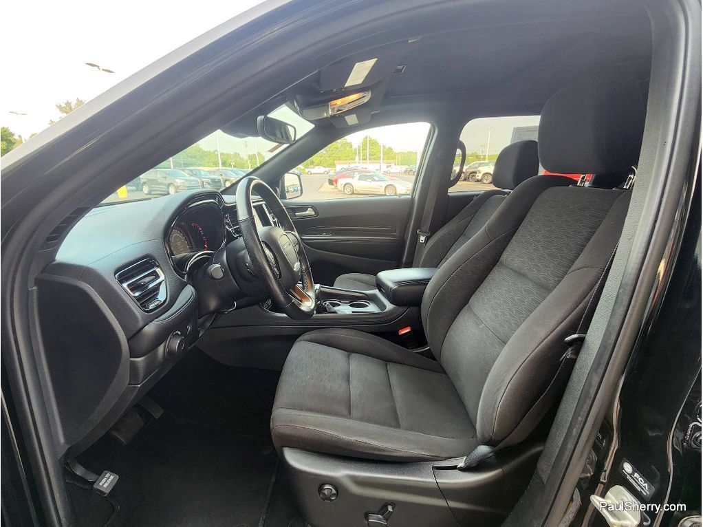 Used 2023 Dodge Durango SXT w/ SXT Blacktop Group AWD/4WD image 24