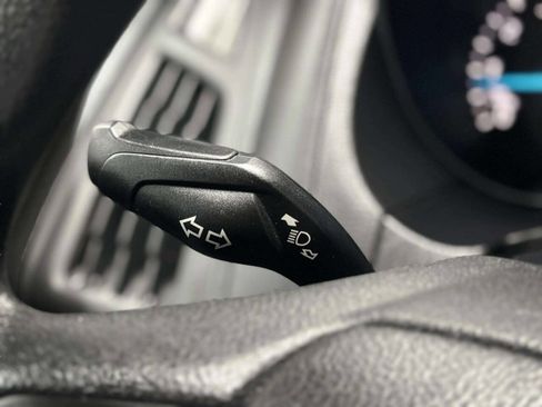 Used 2017 Ford Focus SE image 31