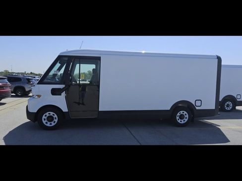 Used 2024 Chevrolet Brightdrop 600 w/ Commercial Equipment Package AWD/4WD image 9