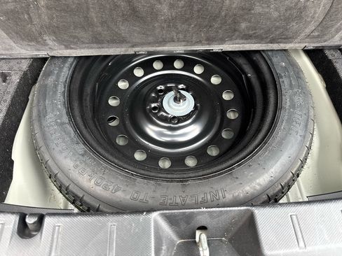 Used 2023 Subaru Crosstrek 2.0i Premium w/ Special Edition image 25