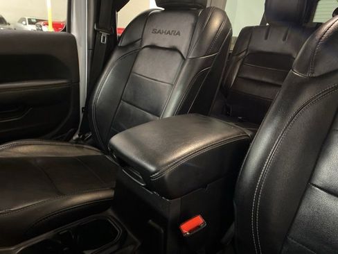 Used 2021 Jeep Wrangler Unlimited Sahara w/ Cold Weather Group image 61