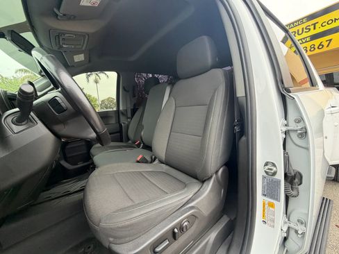 Used 2021 Chevrolet Silverado 3500 LT w/ Convenience Package image 14