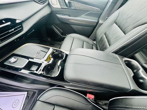 Used 2025 Buick Enclave Avenir w/ Super Cruise Package image 31