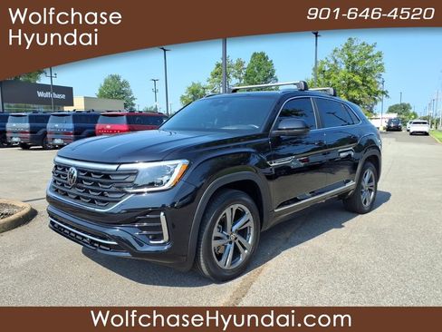 Used 2024 Volkswagen Atlas Cross Sport SEL R-Line AWD/4WD image 1