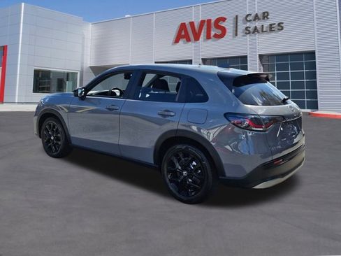 Used 2025 Honda HR-V Sport image 9