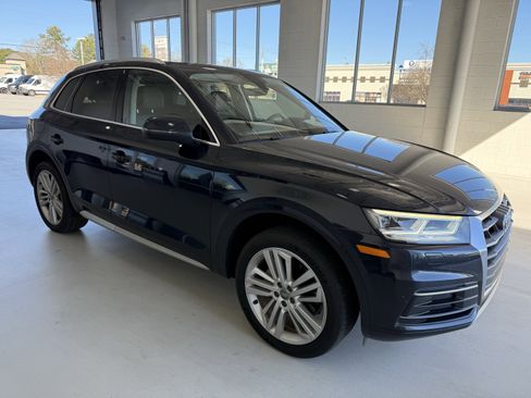 Used 2018 Audi Q5 2.0T Premium Plus w/ Premium Plus Package image 5