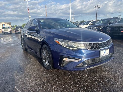 Used 2019 Kia Optima LX FWD image 3