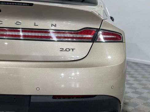 Used 2017 Lincoln MKZ Premiere image 38