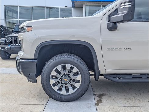 New 2026 Chevrolet Silverado 2500 Custom w/ Custom Convenience Package AWD/4WD image 10