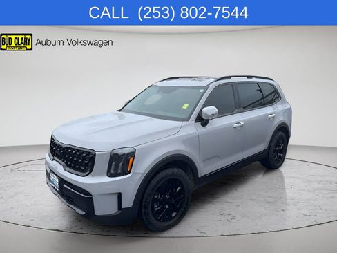 Used 2025 Kia Telluride AWD image 16