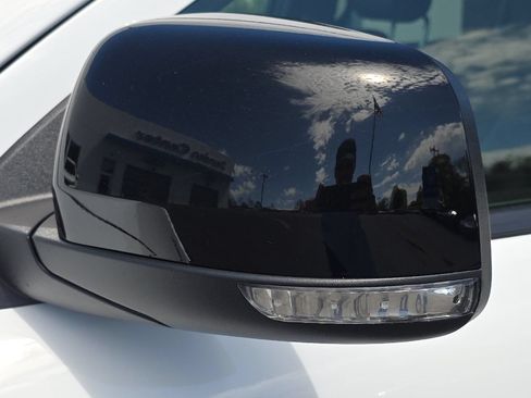 Used 2025 Dodge Durango R/T AWD/4WD image 31