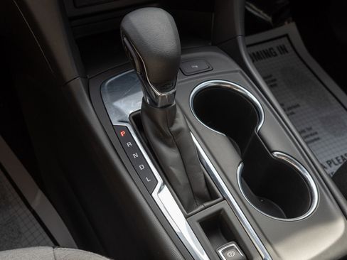 Used 2022 Chevrolet Equinox LT image 13