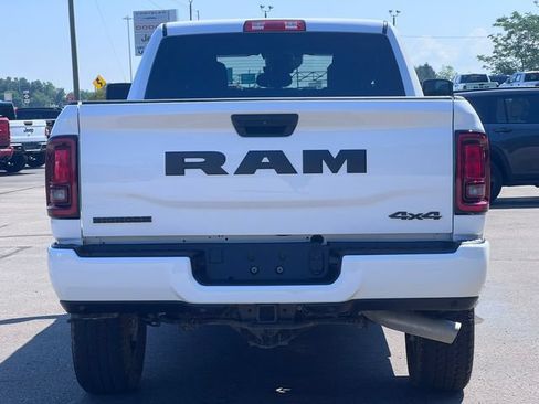 Used 2025 RAM 2500 Big Horn AWD/4WD image 44
