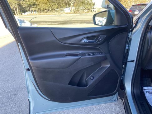 Used 2022 Chevrolet Equinox LT image 13