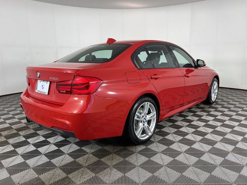 Used 2017 BMW 330i xDrive Sedan image 5