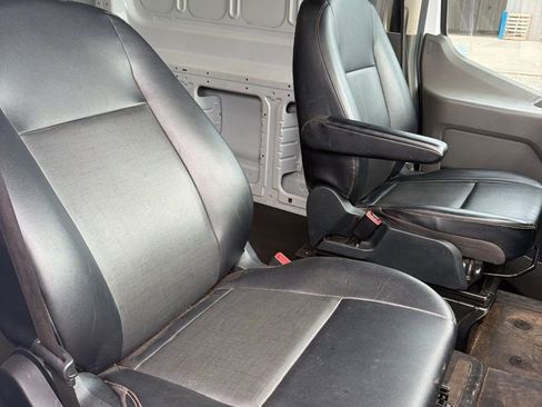Used 2023 Ford Transit 250 Medium Roof RWD image 11
