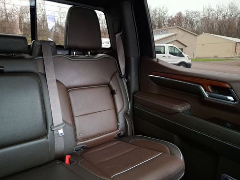 Used 2023 GMC Sierra 1500 Denali w/ Denali Reserve Package image 20