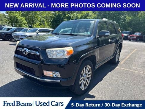 Used 2012 Toyota 4Runner Limited AWD/4WD image 6