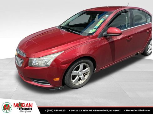 Used 2012 Chevrolet Cruze LT FWD image 2
