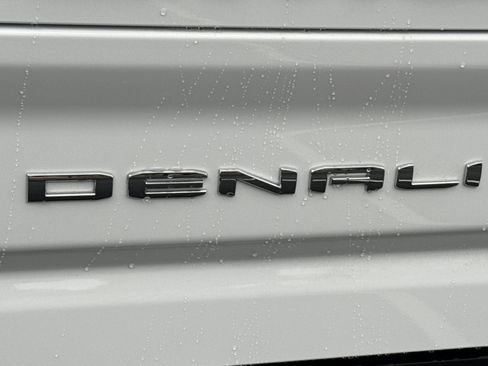New 2026 GMC Sierra 2500 Denali w/ Denali Reserve Package image 27