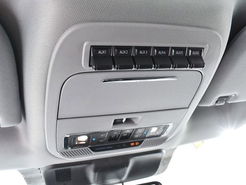 New 2026 Ford F350 Lariat w/ Black Appearance Package image 37