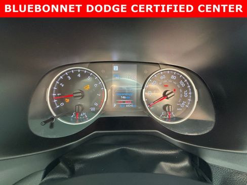 Used 2022 Toyota RAV4 XLE Premium FWD image 14