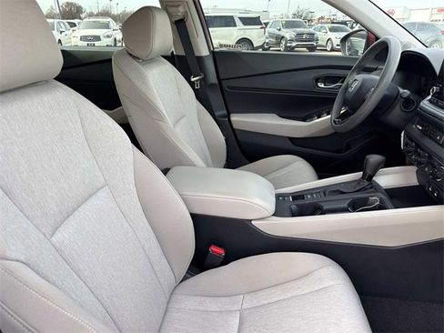 Used 2024 Honda Accord EX image 19