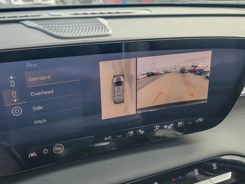 New 2026 Buick Enclave Avenir image 17