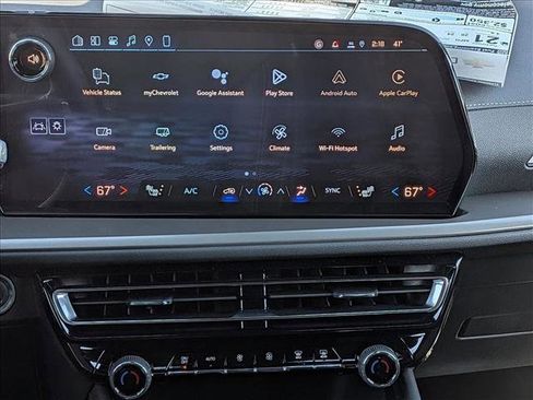 New 2026 Chevrolet Traverse LT w/ Driver Confidence Package AWD/4WD image 12