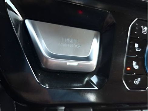 Used 2025 GMC Sierra 1500 Denali Ultimate AWD/4WD image 32