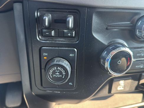 Used 2024 Ford F150 XLT w/ Tow/Haul Package AWD/4WD image 19