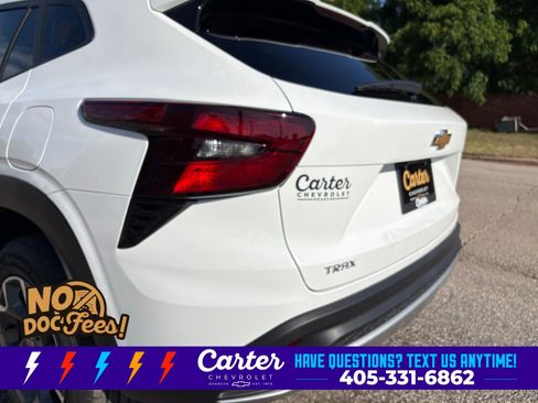 New 2026 Chevrolet Trax LT w/ LT Convenience Package FWD image 42