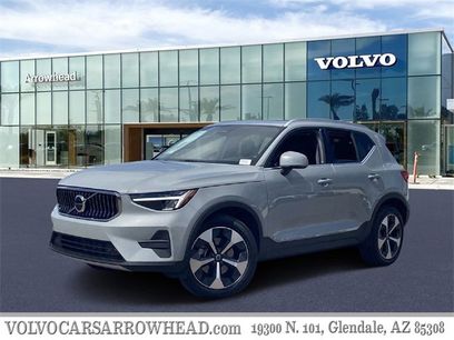 New 2025 Volvo XC40 B5 Core w/ Protection Package Premier