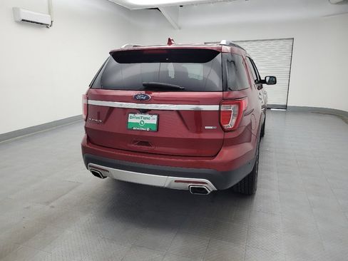 Used 2017 Ford Explorer Platinum image 7