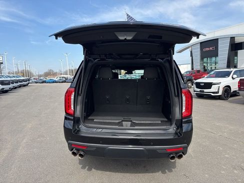 Used 2023 GMC Yukon AT4 w/ AT4 Premium Plus Package image 34