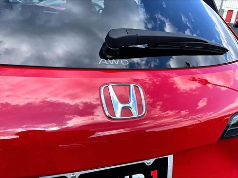 Used 2025 Honda HR-V Sport image 30