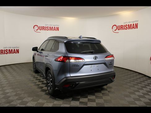 Used 2024 Toyota Corolla Cross AWD Hybrid image 6