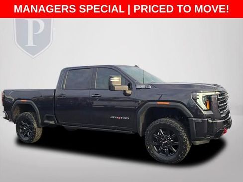 Used 2026 GMC Sierra 3500 AT4 image 2