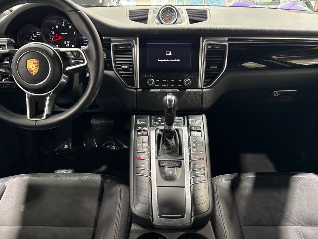 Used 2018 Porsche Macan AWD/4WD image 60