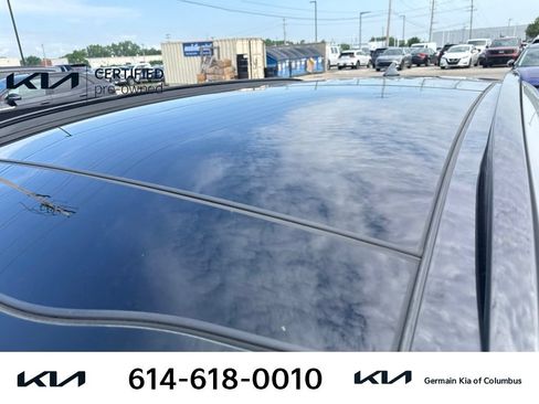 Certified 2023 Kia Sportage SX AWD/4WD image 8