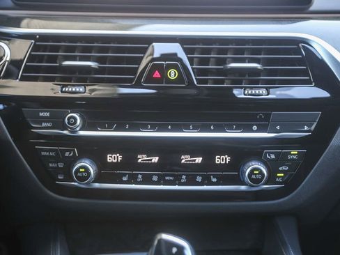 Certified 2023 BMW M550i xDrive AWD/4WD image 10