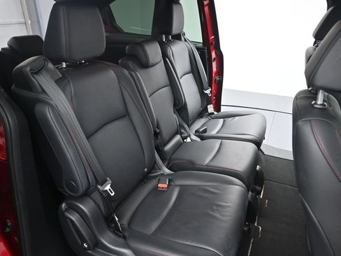 Used 2025 Honda Odyssey Sport-L image 13
