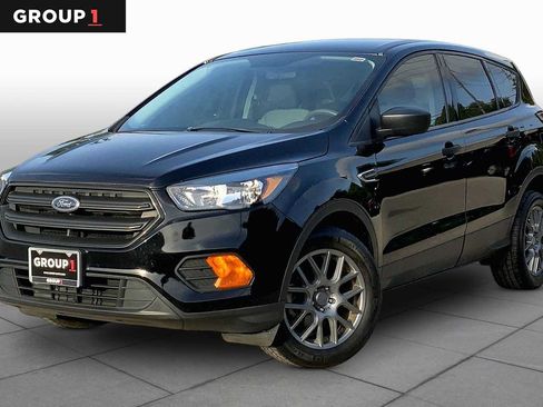 Used 2019 Ford Escape S FWD image 1