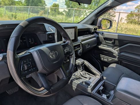 Used 2024 Toyota Tacoma SR RWD image 19