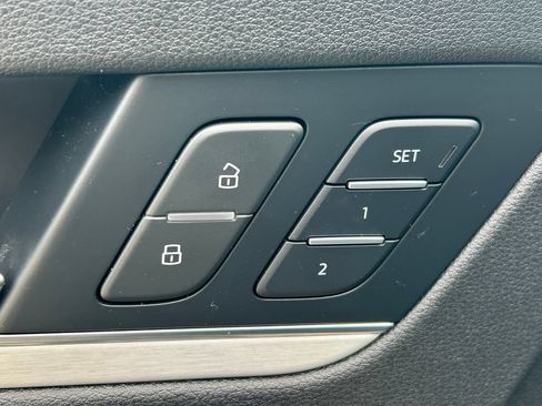 Used 2020 Audi SQ5 Premium Plus w/ Premium Plus Package AWD/4WD image 24